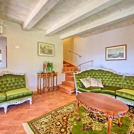 Casa Fioraie By Posarellivillas Castellina in Chianti